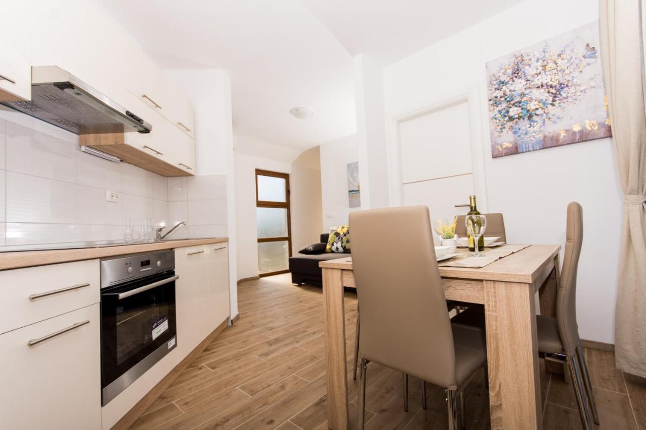 Villa La Veliki Drvenik Quarto foto